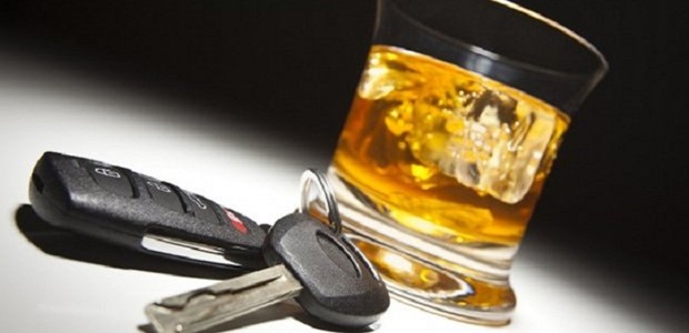 43χρονος οδηγούσε μεθυσμένος στις Μικροθήβες